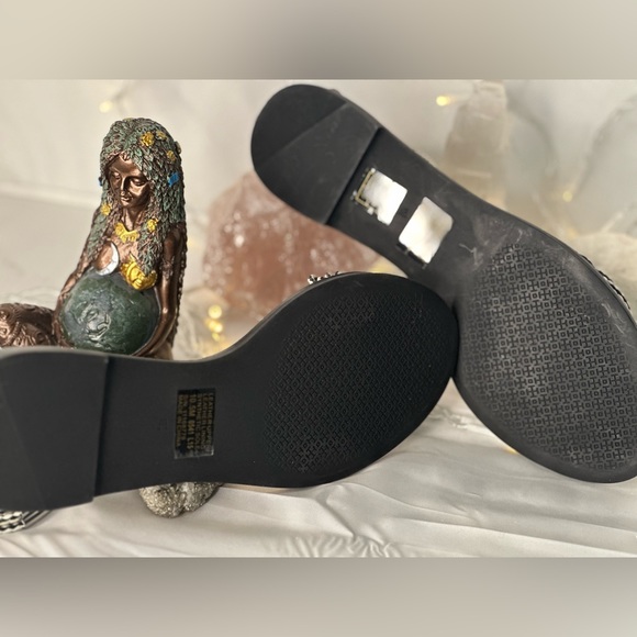 Tory Burch Black/Ivory Braided Sandal, US 10.5 - Picture 4 of 5